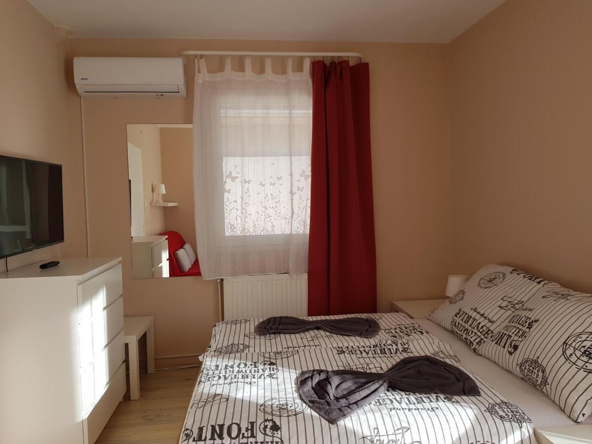 Bed and Breakfast Crystal Es Susanne Panzio Шиофок Экстерьер фото