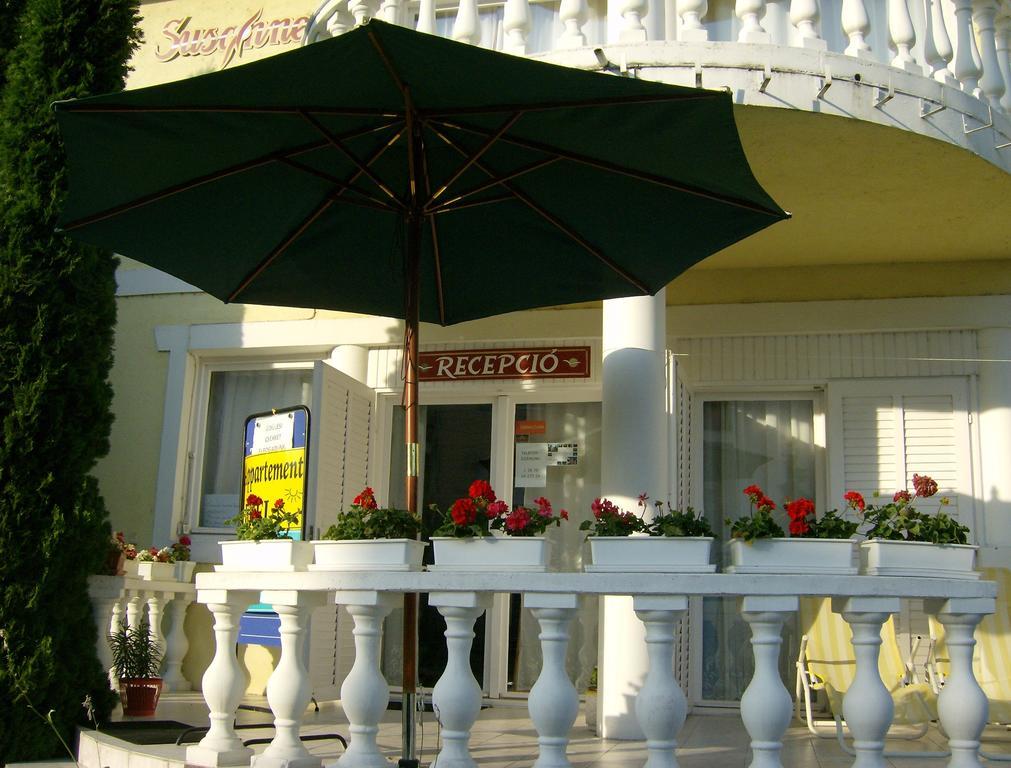 Bed and Breakfast Crystal Es Susanne Panzio Шиофок Экстерьер фото